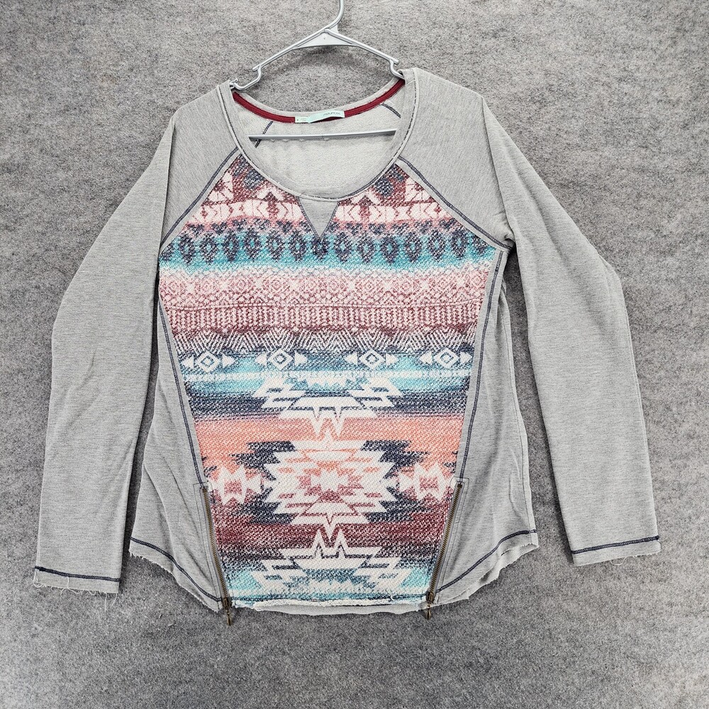 Maurices Shirt Womens Medium Gray Long Sleeve Aztec